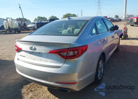 2015 Hyundai Sonata Se из США, поврежденный, VIN 5NPE24AF8FH076085